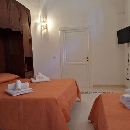 Dimora Storica Le Perle Panzió Lecce Kültér fotó
