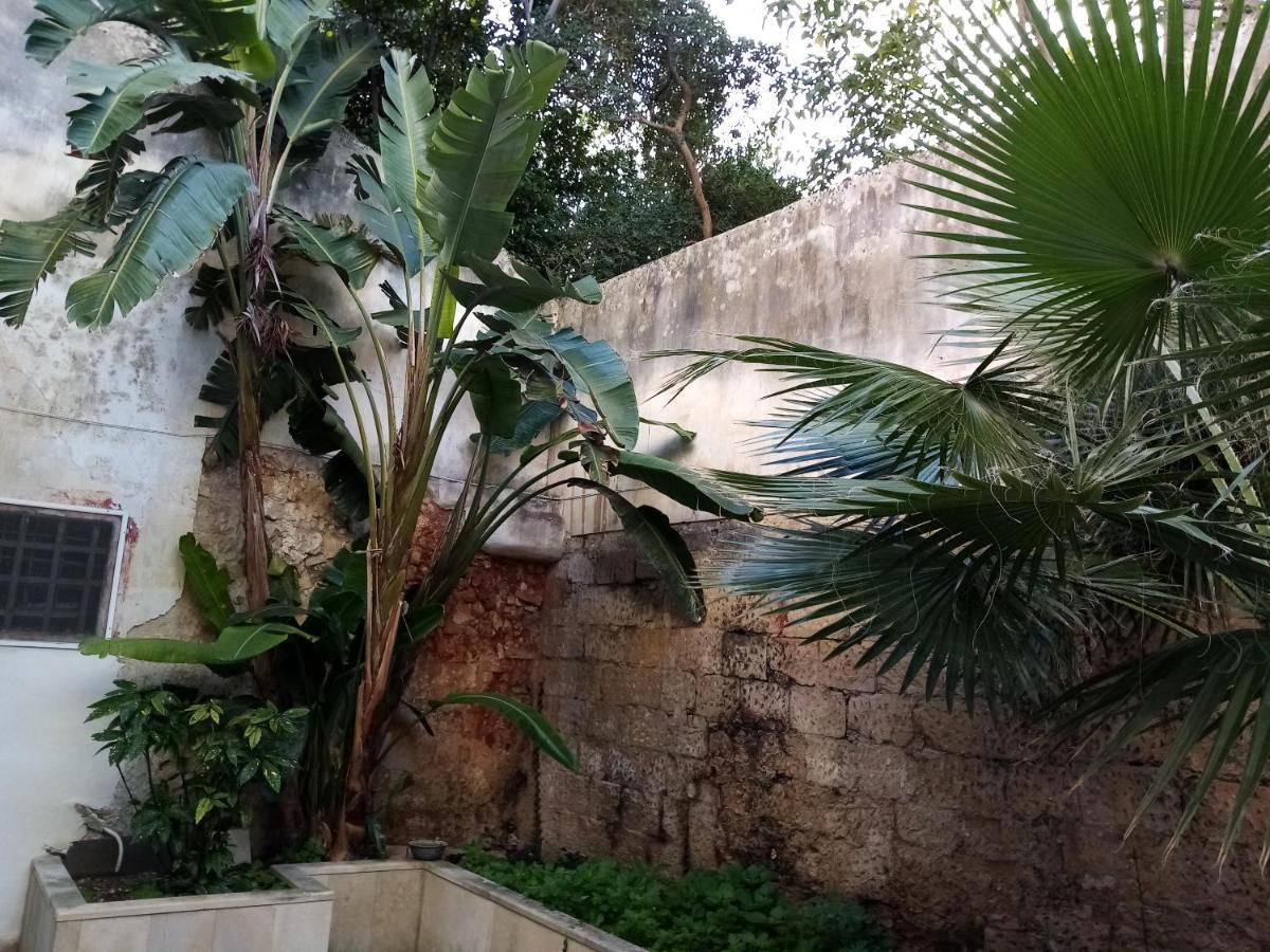 Dimora Storica Le Perle Panzió Lecce Kültér fotó