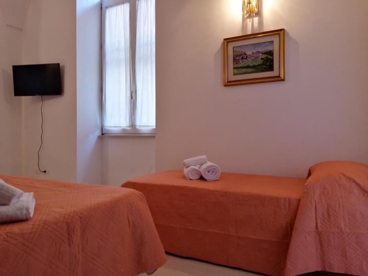 Dimora Storica Le Perle Panzió Lecce Kültér fotó